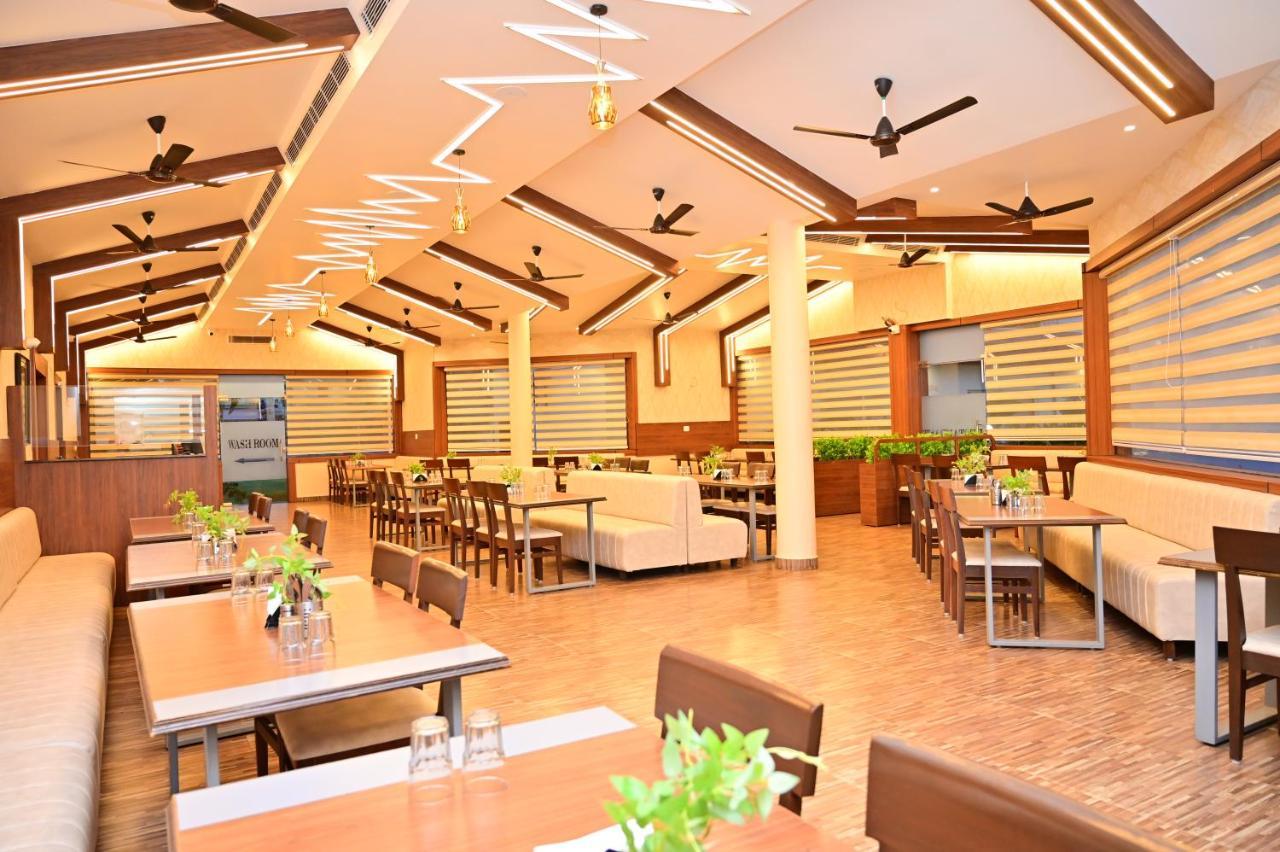 Hotel Panchsheel Ayodhya Exterior photo