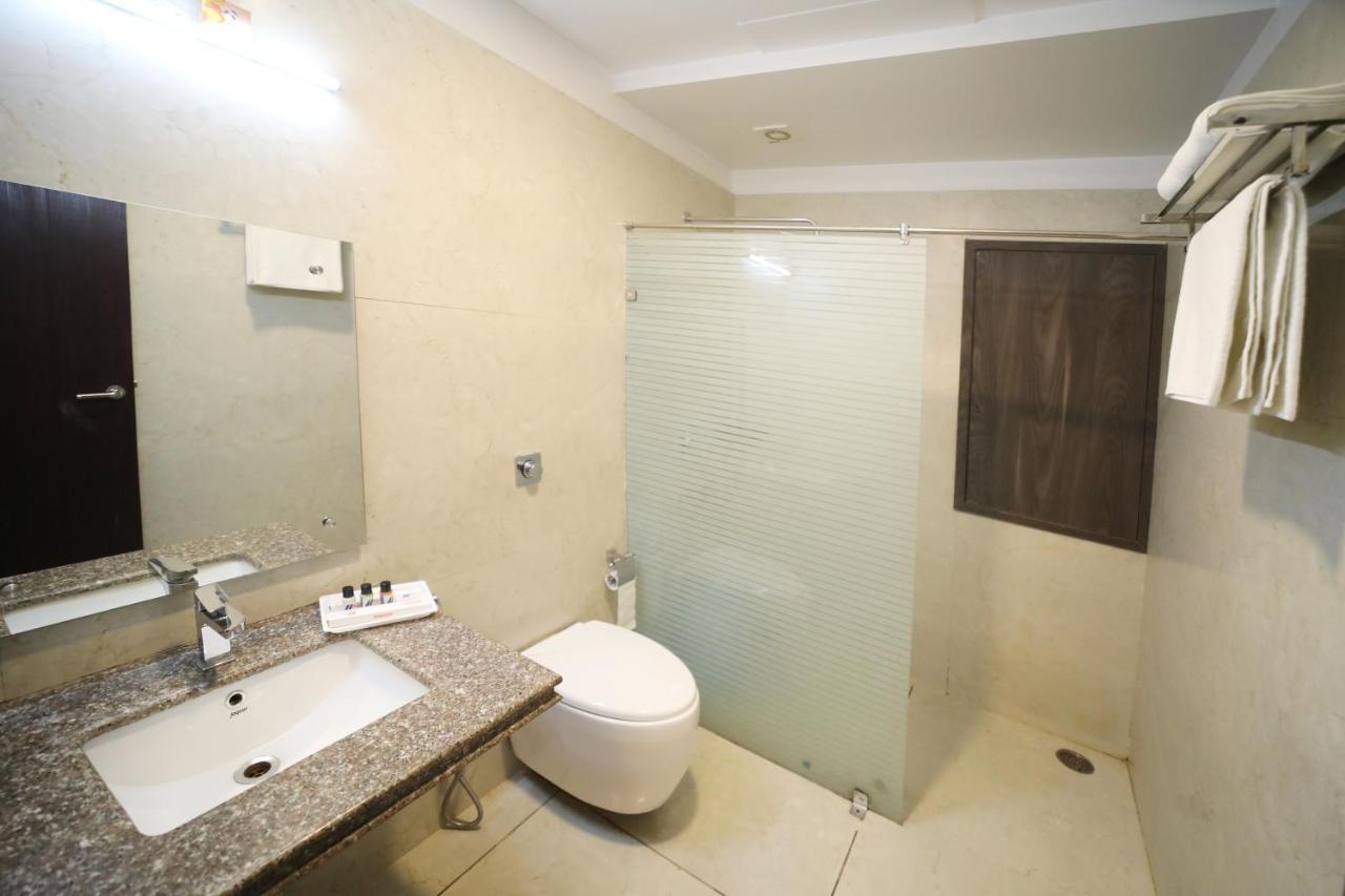 Hotel Panchsheel Ayodhya Exterior photo