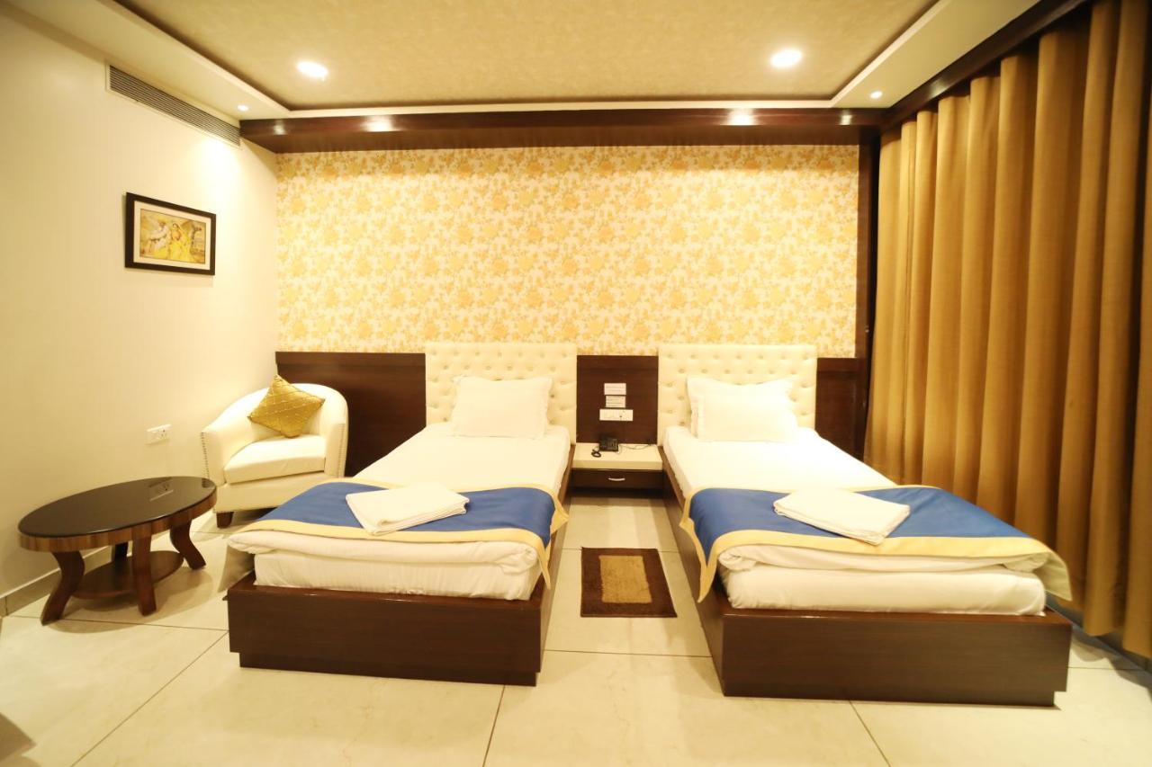 Hotel Panchsheel Ayodhya Exterior photo