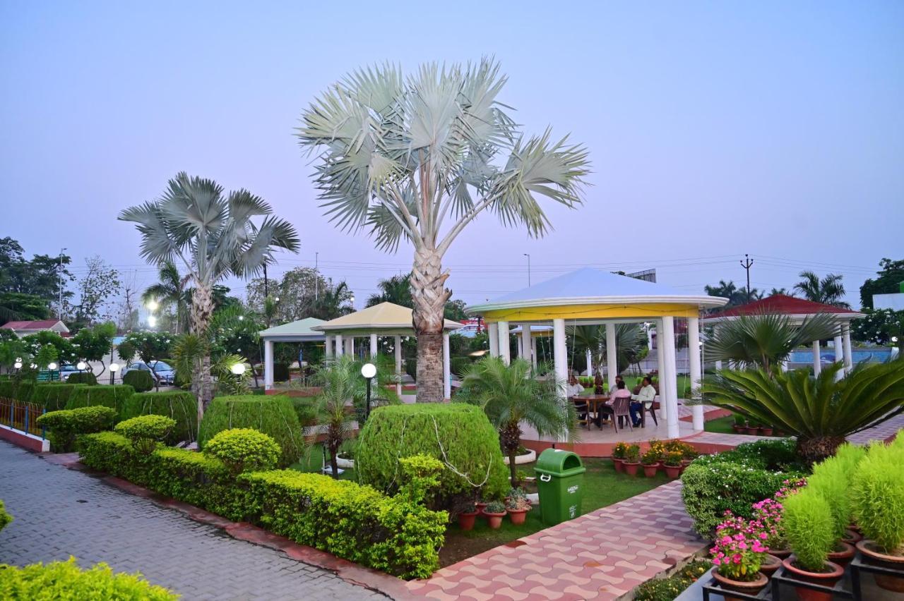 Hotel Panchsheel Ayodhya Exterior photo